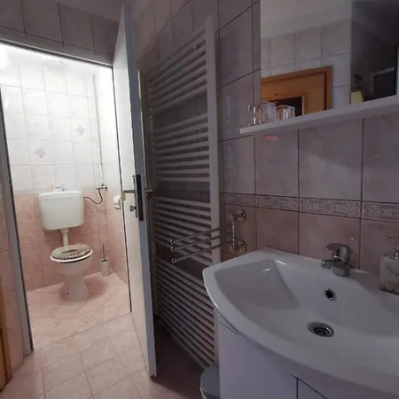 Nikol Apartman Károlyváros Kültér fotó