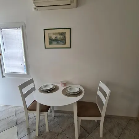 Nikol Apartman Károlyváros Kültér fotó